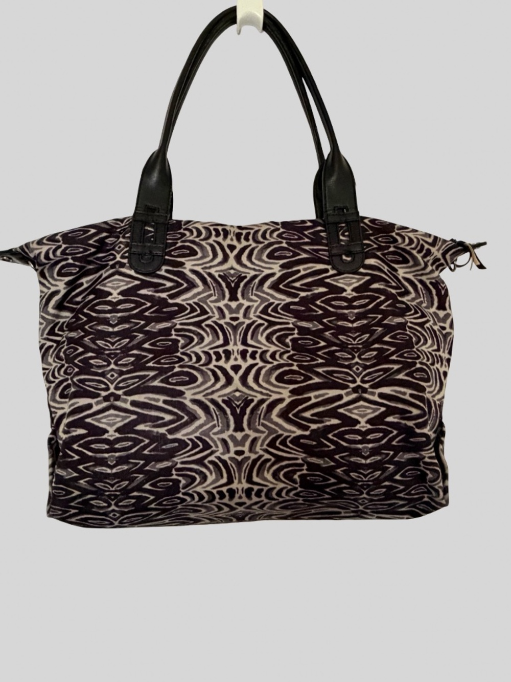 Stella & Dot Hello Gorgeous Black/Grey Shoulder Carry Day Bag